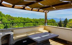 Epic Rooftop Terrace Overlooking Civita Valley
